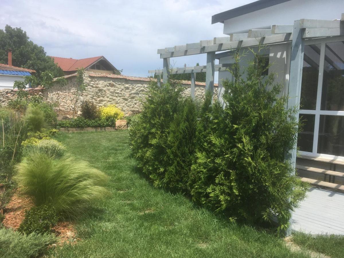 Karia Apartments Shabla Exterior photo